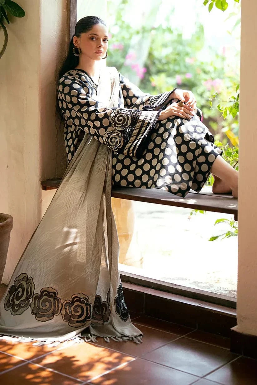 Sapphire D-802 Circle Khaddar Printed 3pc