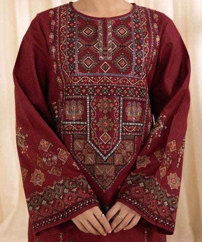 Sapphire SP-715 Dhanak Embroidered 3pc