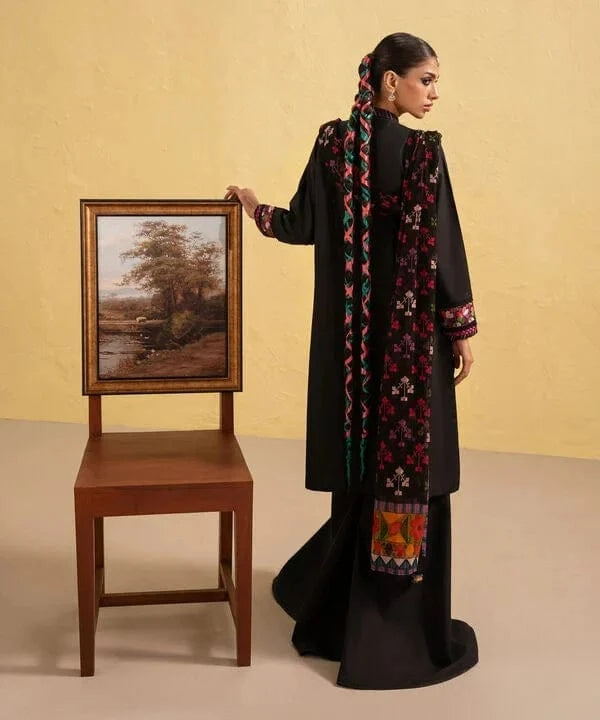 Sapphire D-69 Dhanak Embroidered 3Pc Wt