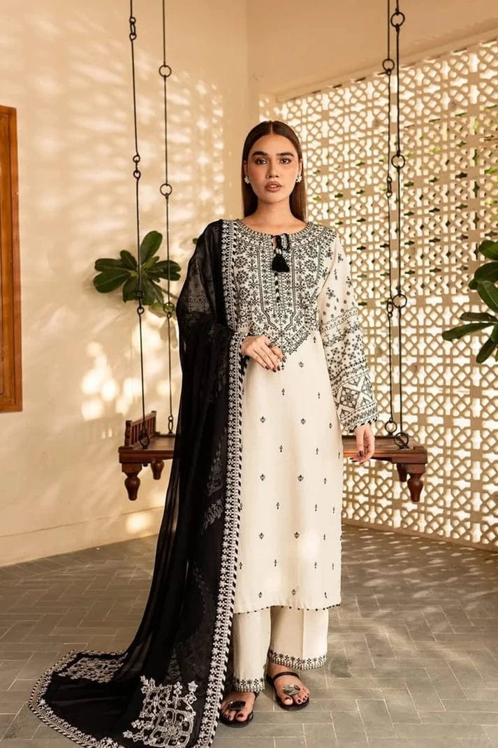 Sapphire SP-88 Embroidered lawn 3pc