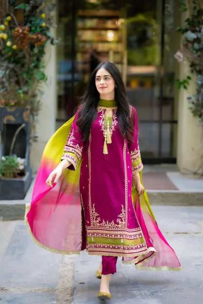 Omal By Komal OC-01 Embroidered Lawn 3pc