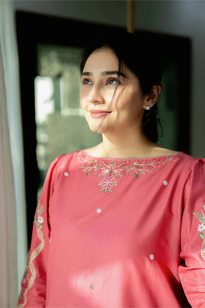 Urge UR-218 Dhanak Embroidered 2pc